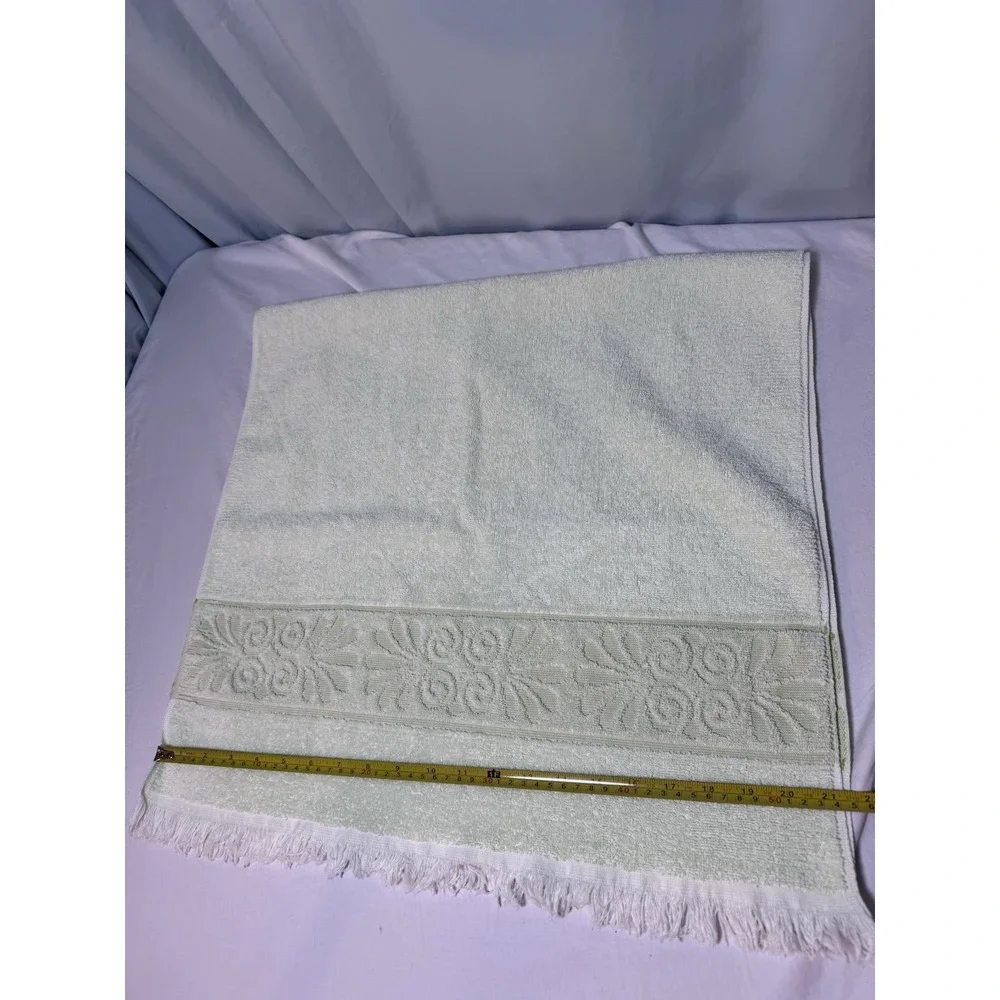 Cannon Monticello Vintage Bath Towel Sculpted Fringe Mint Green USA Retro 80s